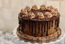 بسبوسة بالقشطة والمكسرات